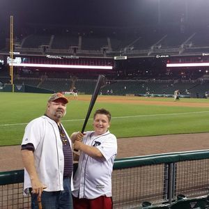 Meet your Posher, Tom